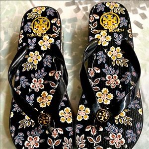 💥 Tory Burch 💥 Thandie Wedge Flip Flops